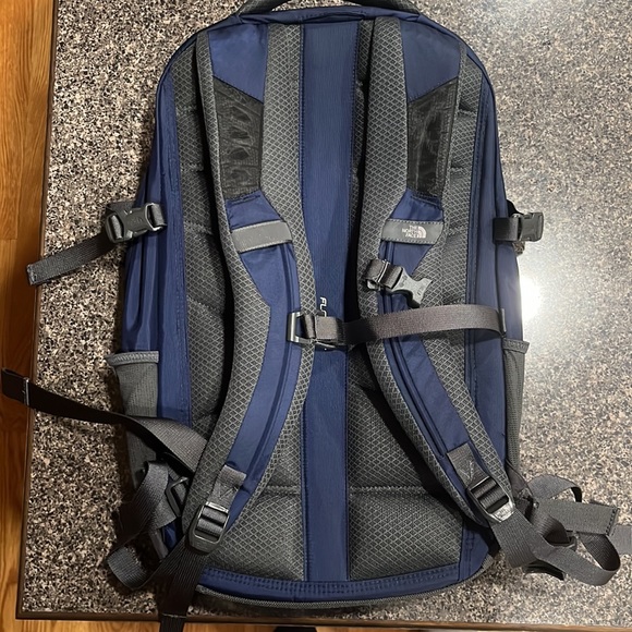 The North Face Fall Line Backpack - Picture 2 of 4
